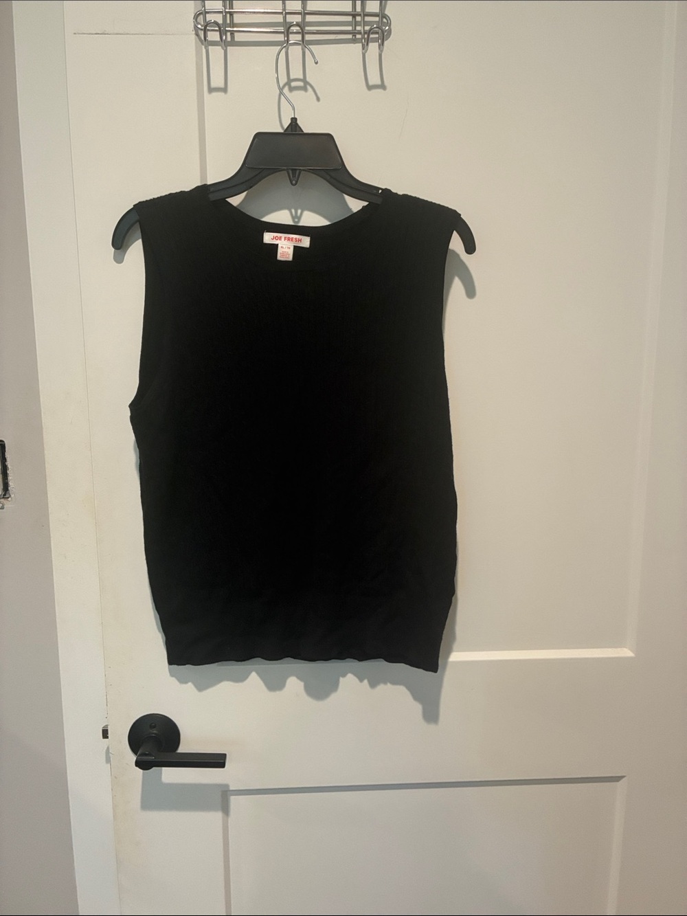 Joe Fresh Black Sleeveless Ribbed Light Sweater Vest / Tank. B31